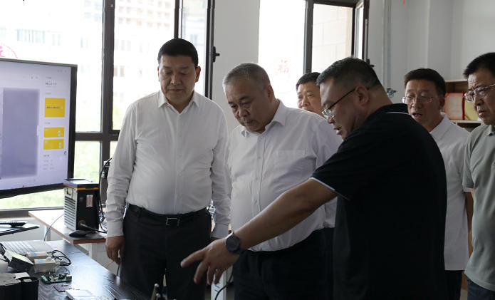民建中央副主席张文彤调研睿阳科技